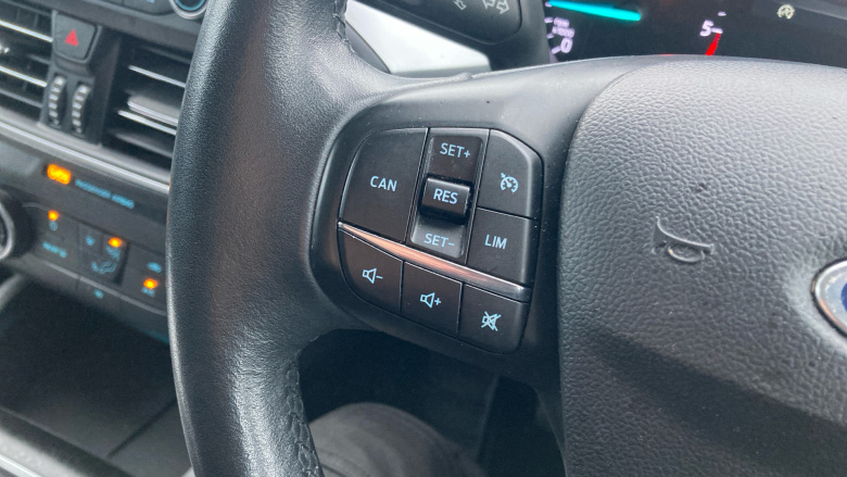 Ford Focus 1.5 EcoBlue 120 Zetec 5dr Diesel Hatchback